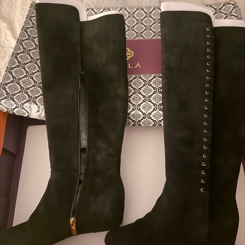 Isola Black Knee-High Wedges